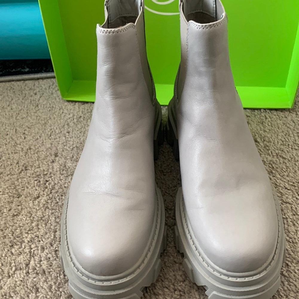 Grey lug boots